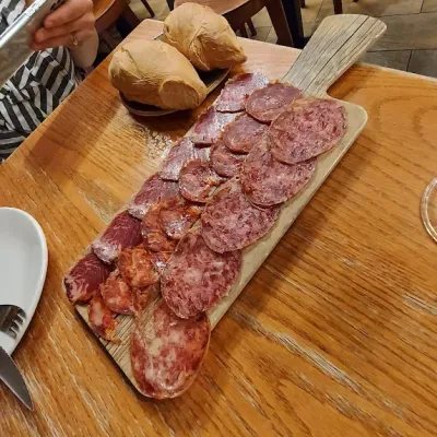 Surtido Ibérico en La Travesía de Triana