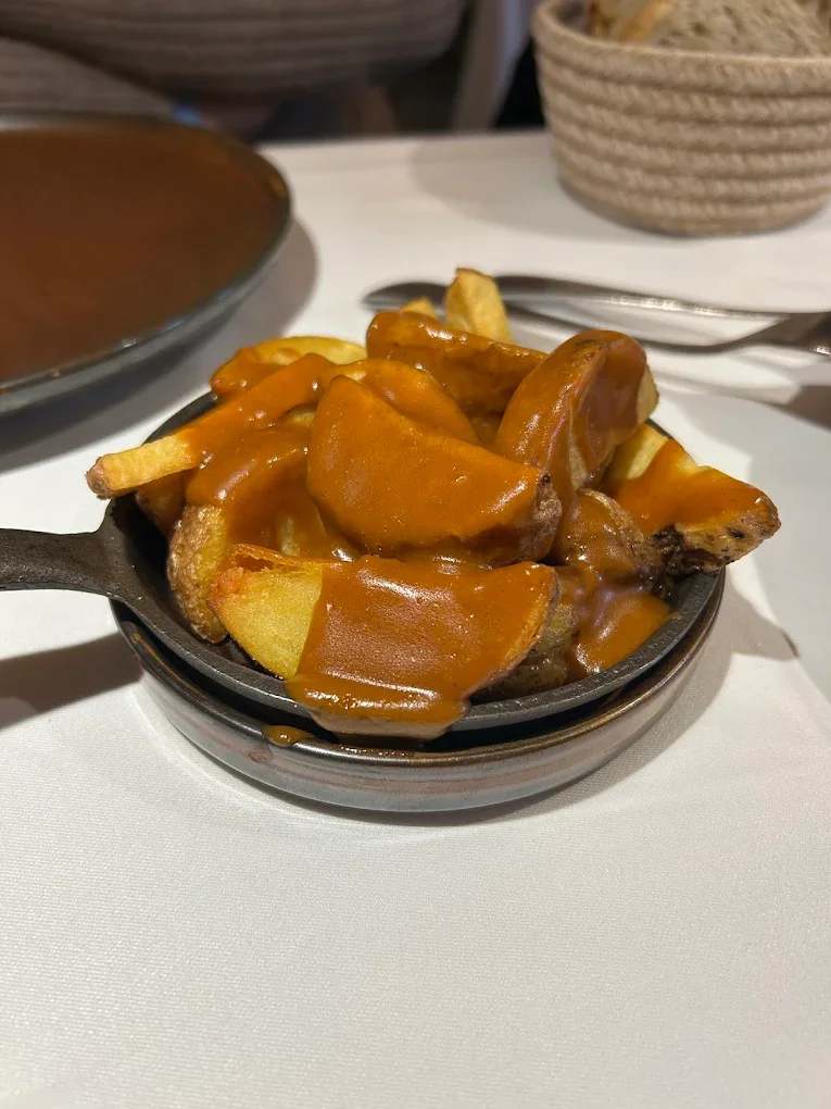 Patatas bravas en Salino