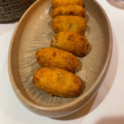 Croquetas en Salino