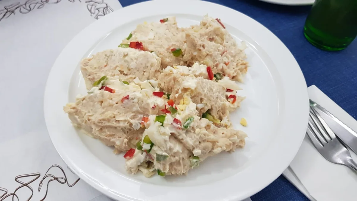 Ensaladilla en Bar Restaurante Tatono