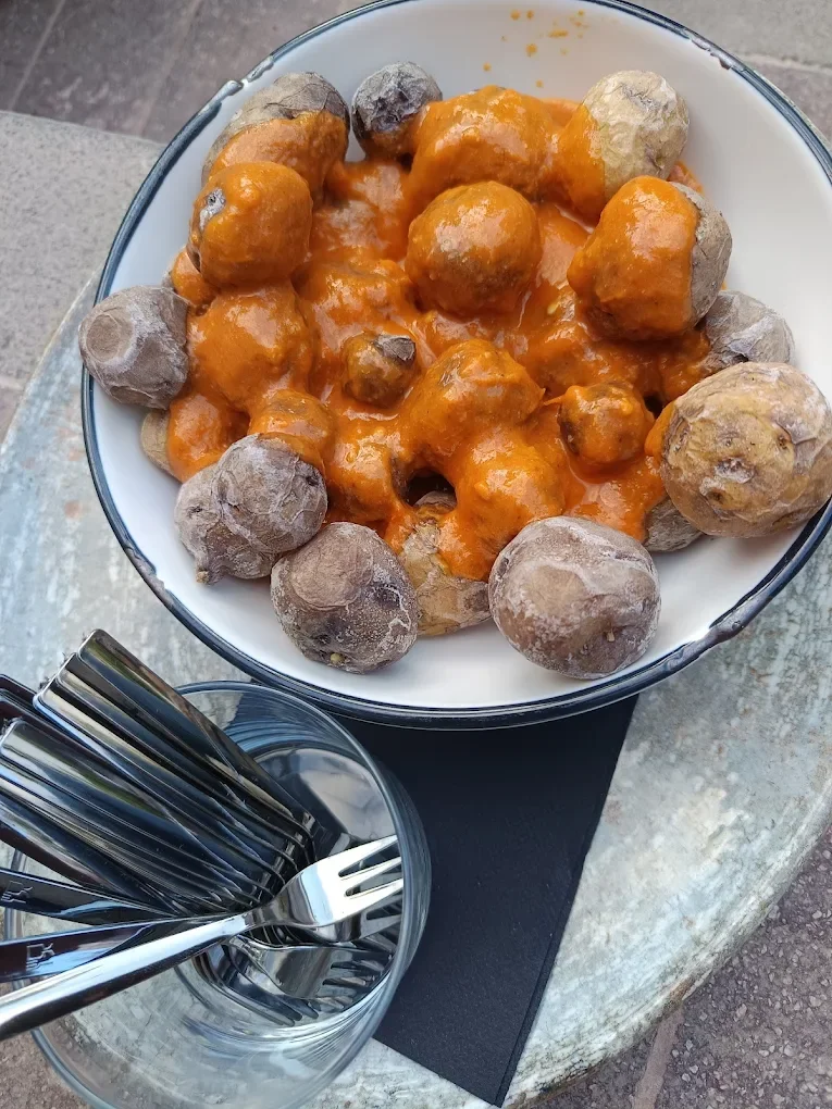 Papas arrugadas en Restaurante Bodegón del Pueblo Canario
