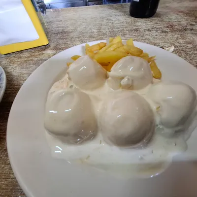 Huevos rellenos en Bar Hermanos Diaz ARUCAS