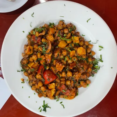 Ropa vieja de pulpo en Restaurante El Pote
