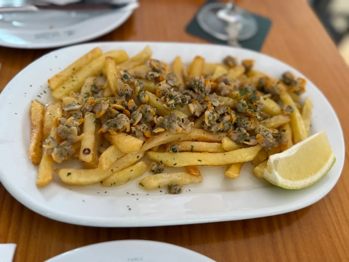 Papas con berberechos