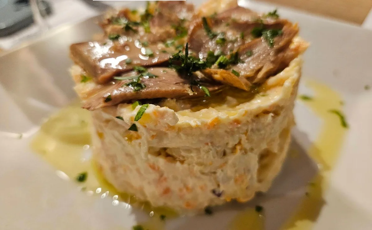Ensaladilla en La Tabona Tasca