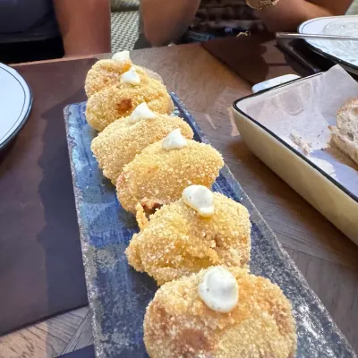 Croquetas en Vinófilos Triana | Wine Bar en Las Palmas