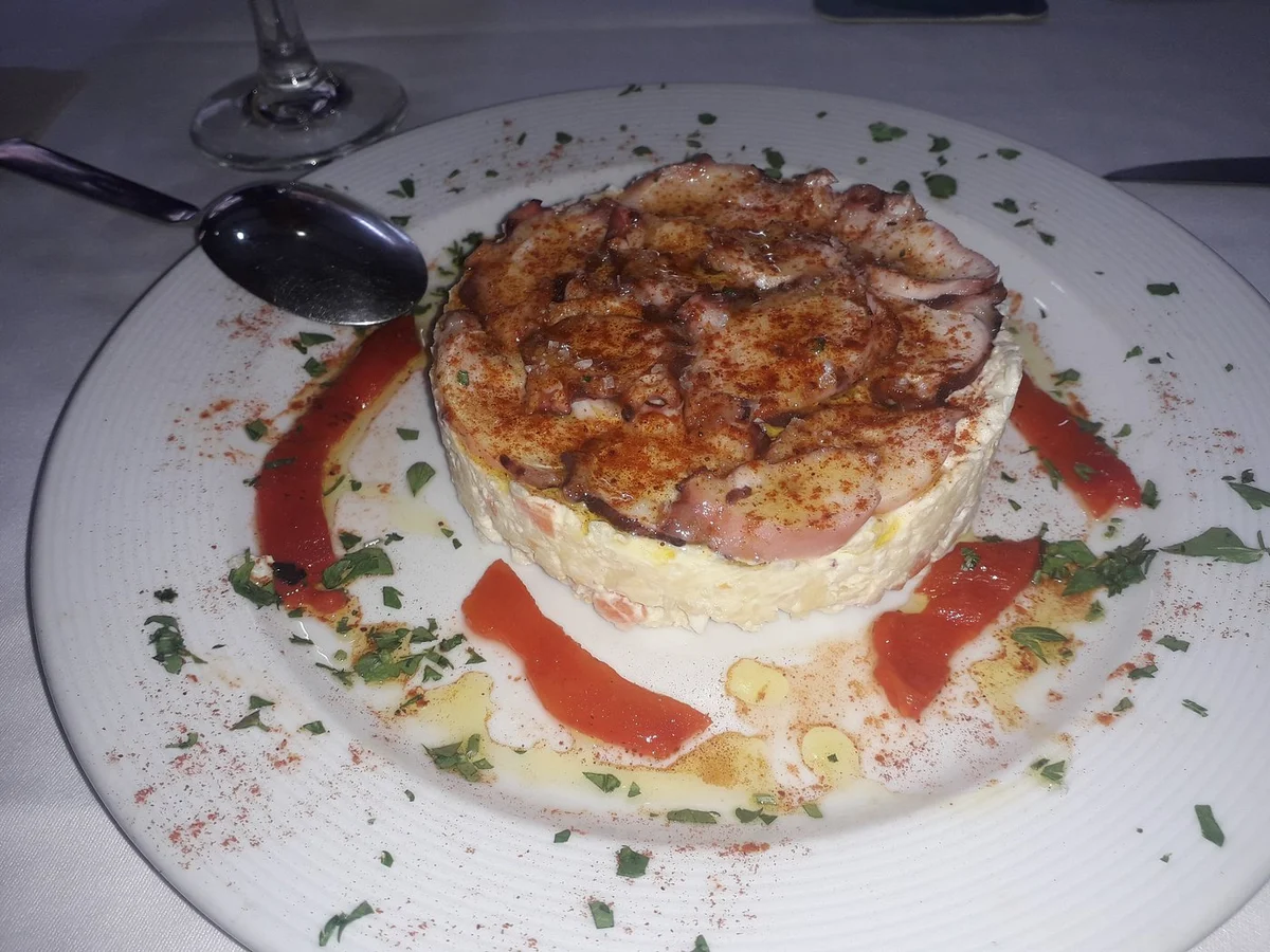 Ensaladilla en La recova de Grau