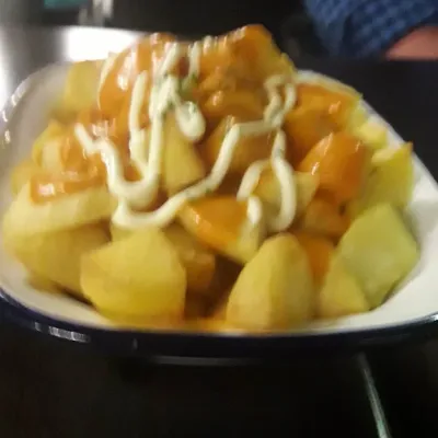 Patatas bravas en La Tasquita D'Ivan