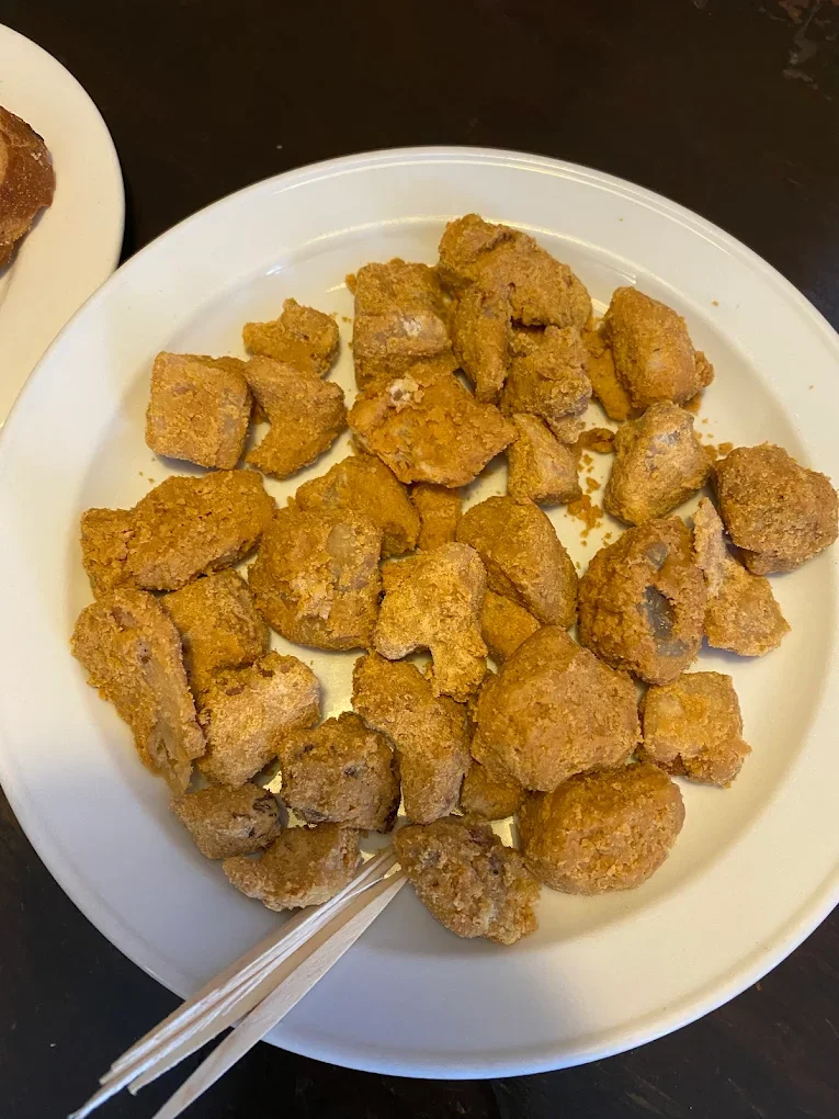 Chicharrones con gofio