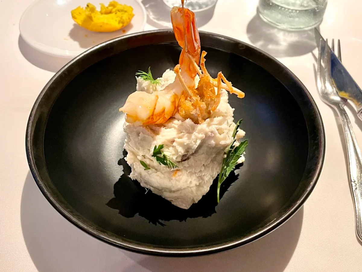 Ensaladilla en El Santo Restaurante