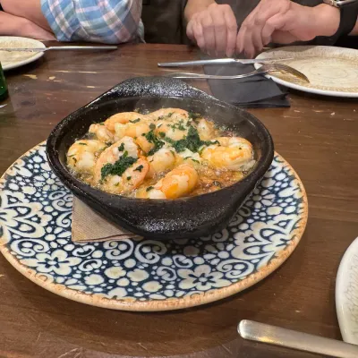 Gambas al ajillo en Camino el Jamonal SL