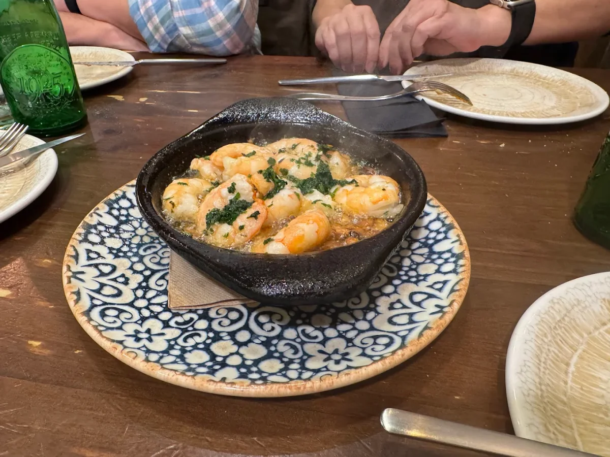 Gambas al ajillo en Camino el Jamonal SL