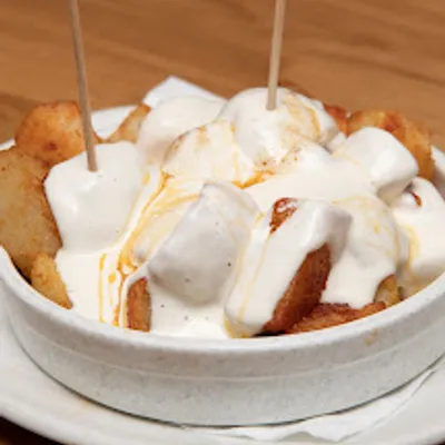 Patatas bravas en La Travesía del Puerto