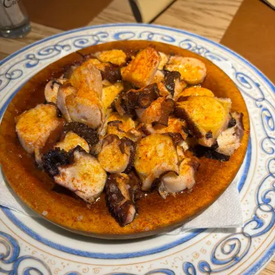 Pulpo á feira en Parrillada O Rancho
