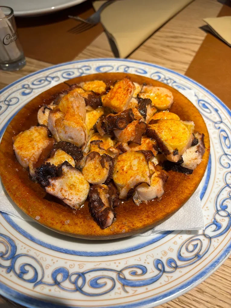 Pulpo á feira en Parrillada O Rancho