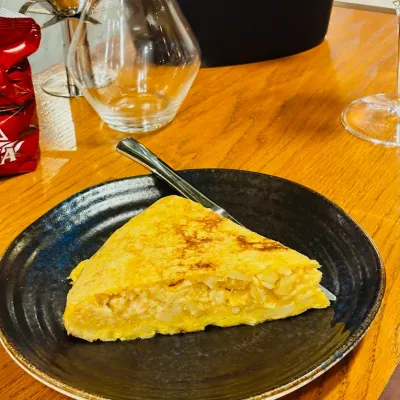 Tortilla de patatas en Vinófilos Triana | Wine Bar en Las Palmas