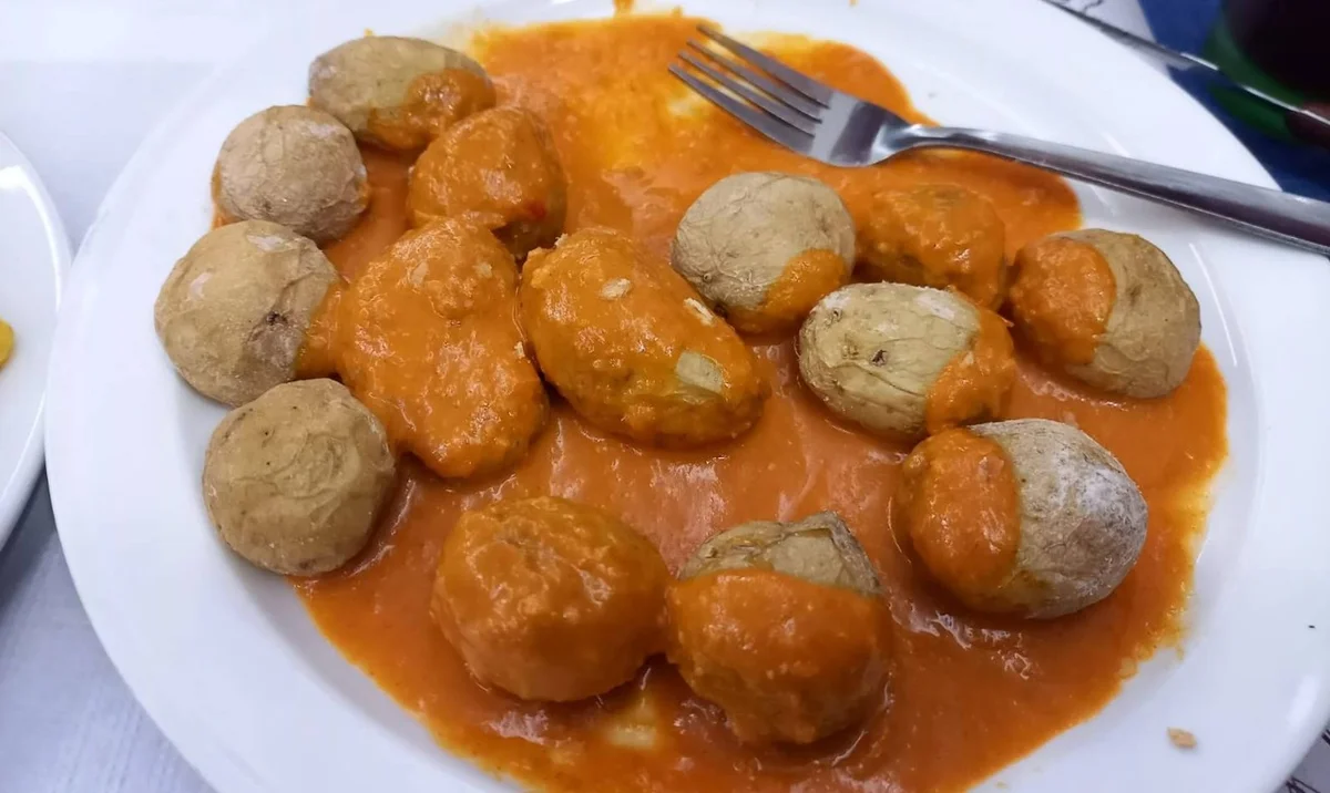 Papas arrugadas en Bar Restaurante Tatono
