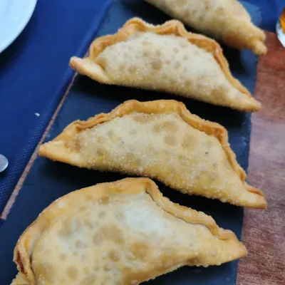 Empanadillas en Midway