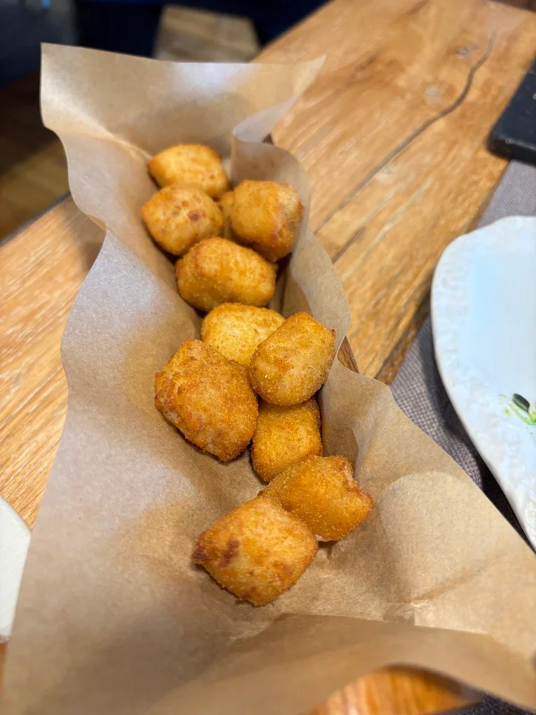 Croquetas en Bodega Katxiña