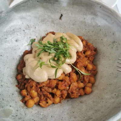Ropa vieja de pulpo en Restaurante Bodegón del Pueblo Canario