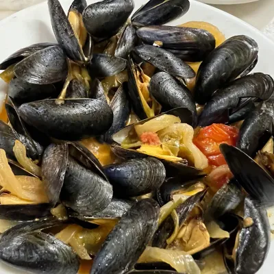 Mejillones en La Cova Fumada