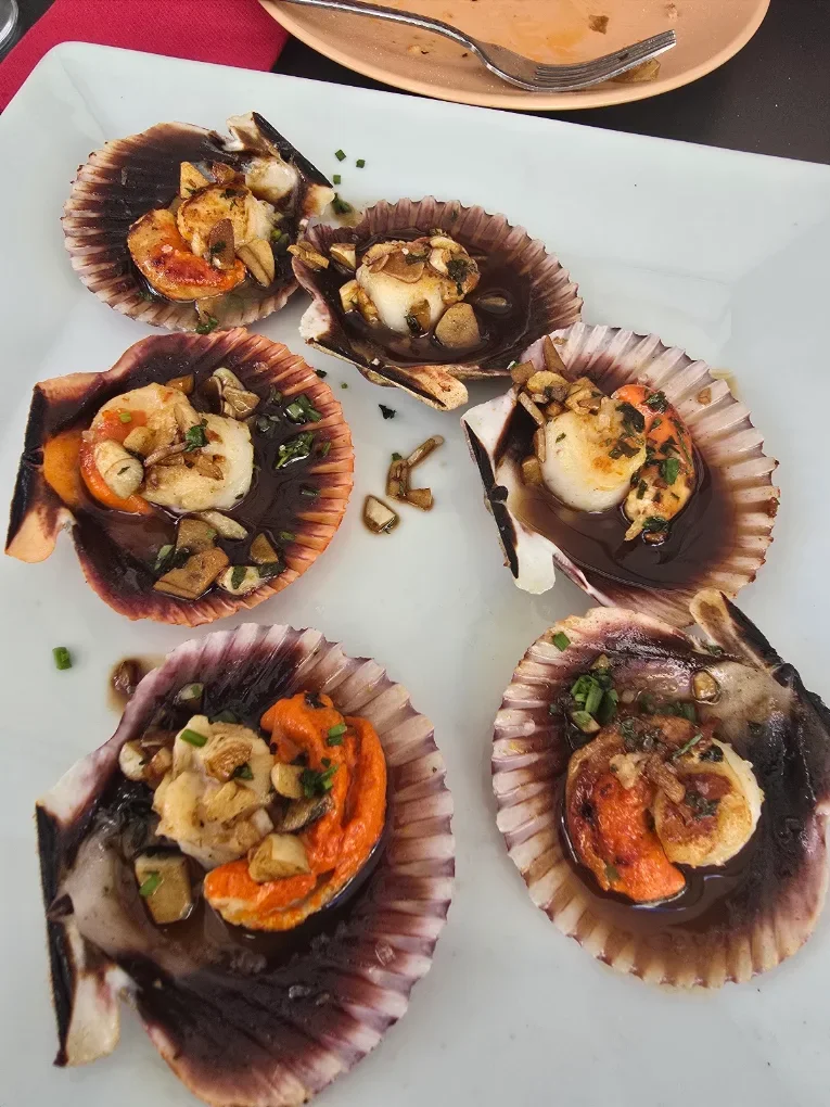 Zamburiñas en Taberna Gallega O'Candil Pulpería