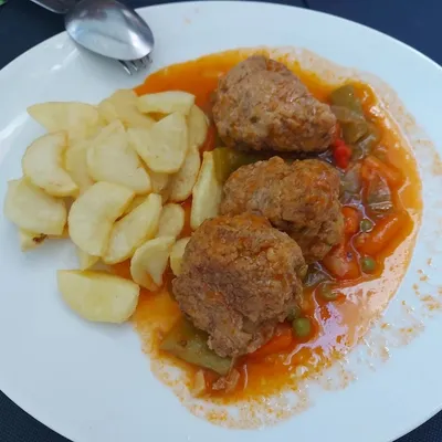 Albóndigas de ternera en Midway