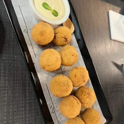 Croquetas en Restaurante Etéreo by Pedro Nel