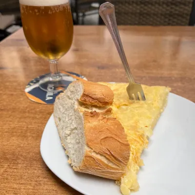 Tortilla de patatas en Midway