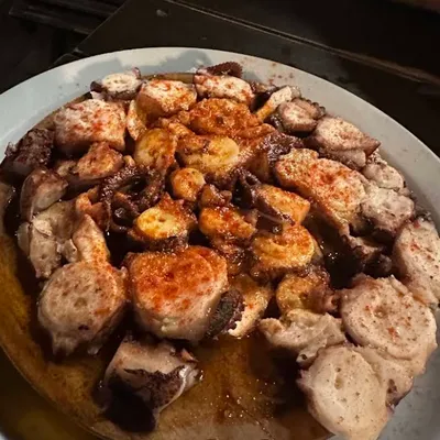 Pulpo á feira en Bar La Tita