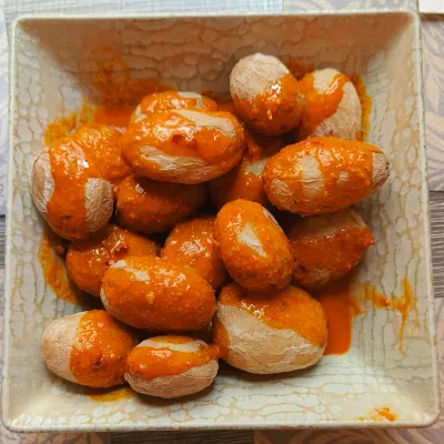 Papas arrugadas en Restaurante Bodegón Lagunetas