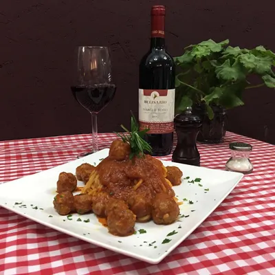 Albóndigas en Cuor di Pizza