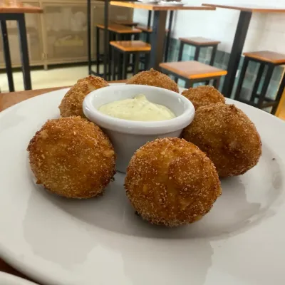 Croquetas en Tasca La Marillanos