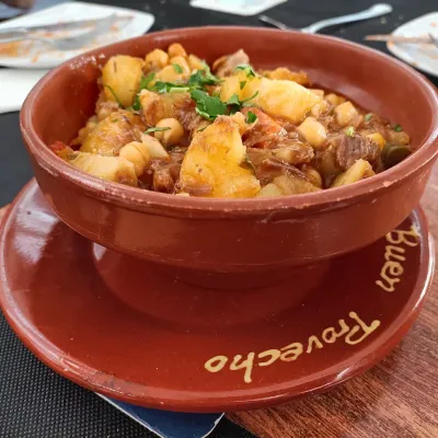 Ropa vieja en Midway