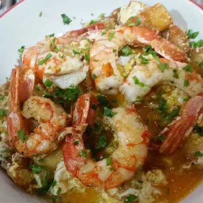 Huevos rotos en Bar Imperial