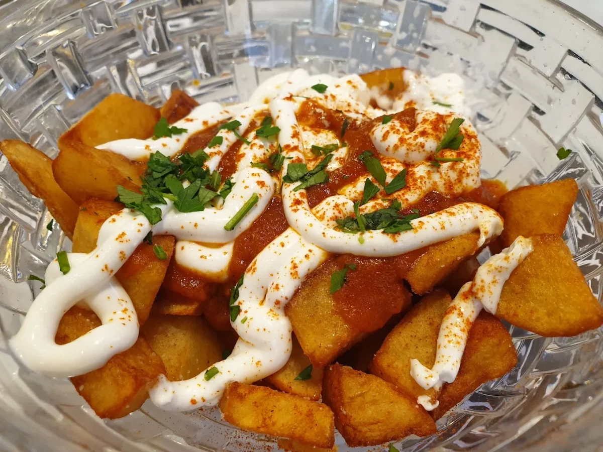 Patatas bravas en Bar Manuela Jimena