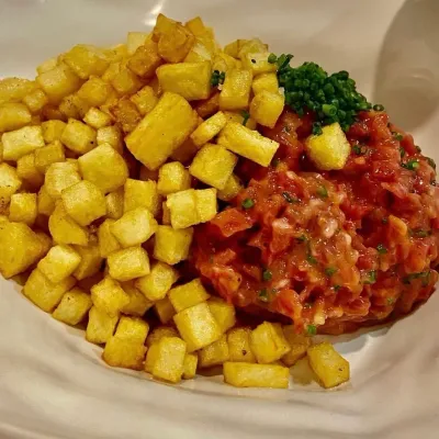 Steak tartar en Restaurante Deliciosa Marta