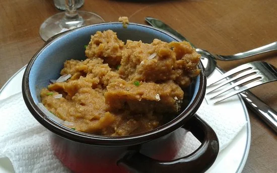 Escaldón de gofio en Fonda Central