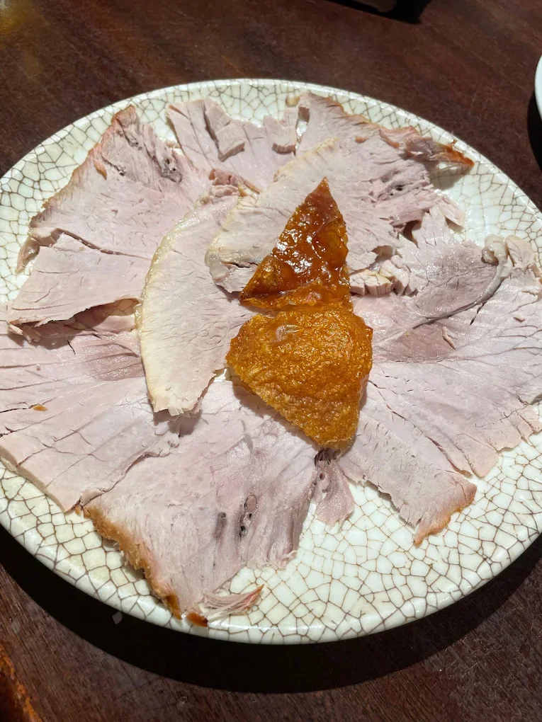 Pata asada en Restaurante Bodegón Lagunetas