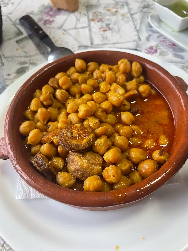 Garbanzas compuestas en Bar Restaurante El Chaparral de Arafo