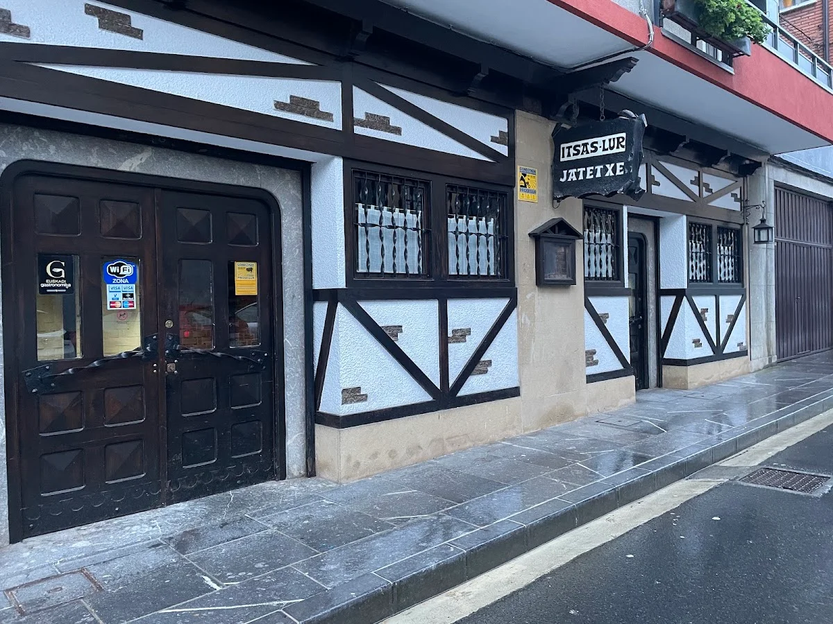 Itsas-Lur - foto 1 de 10