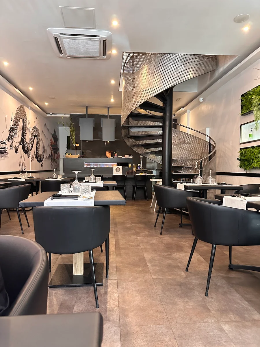 Avila-Tei, Restaurante Japonés