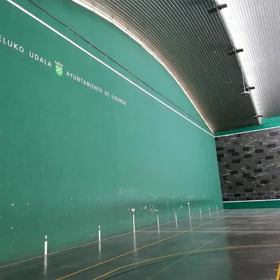 Complejo deportivo Landederra