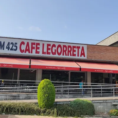 Area de servicio Legorreta