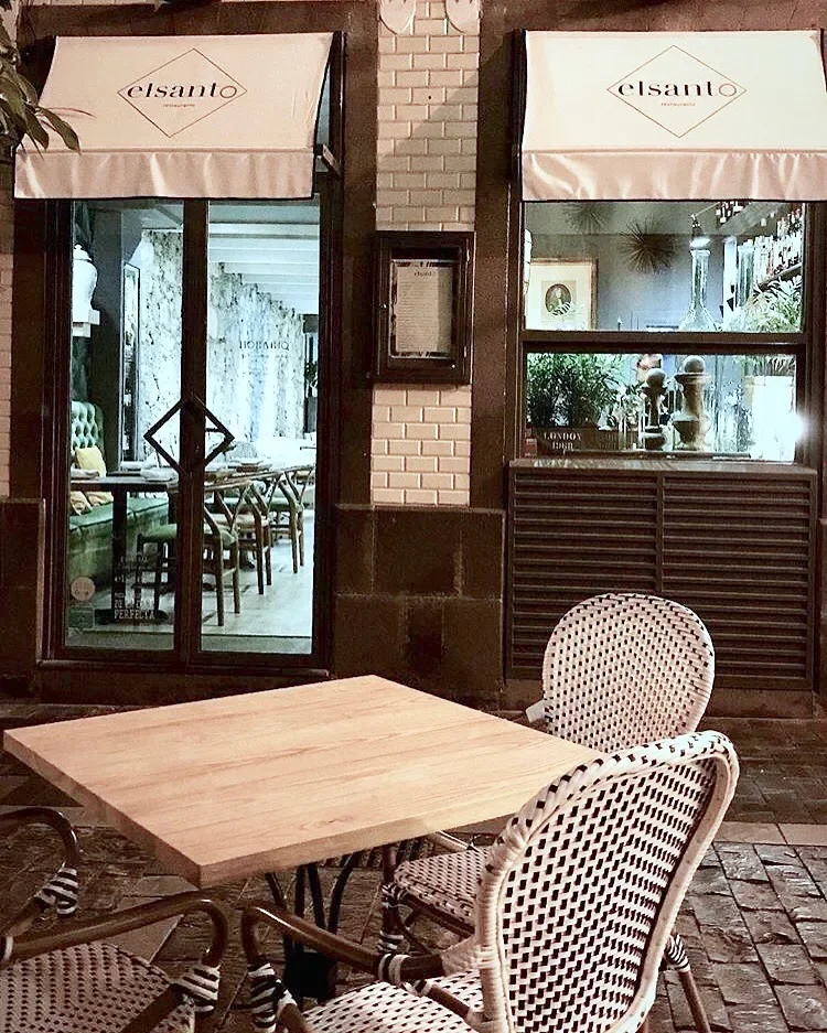 El Santo Restaurante