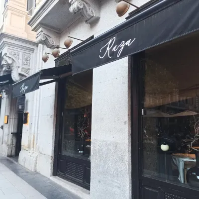 Raza Madrid Barquillo