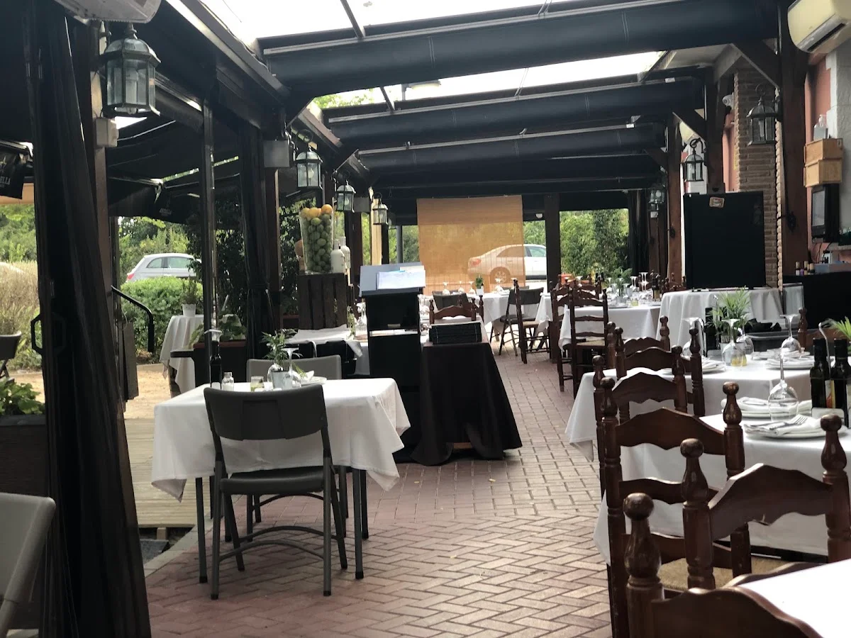 Restaurante Asador Puerta de Murcia - foto 1 de 10
