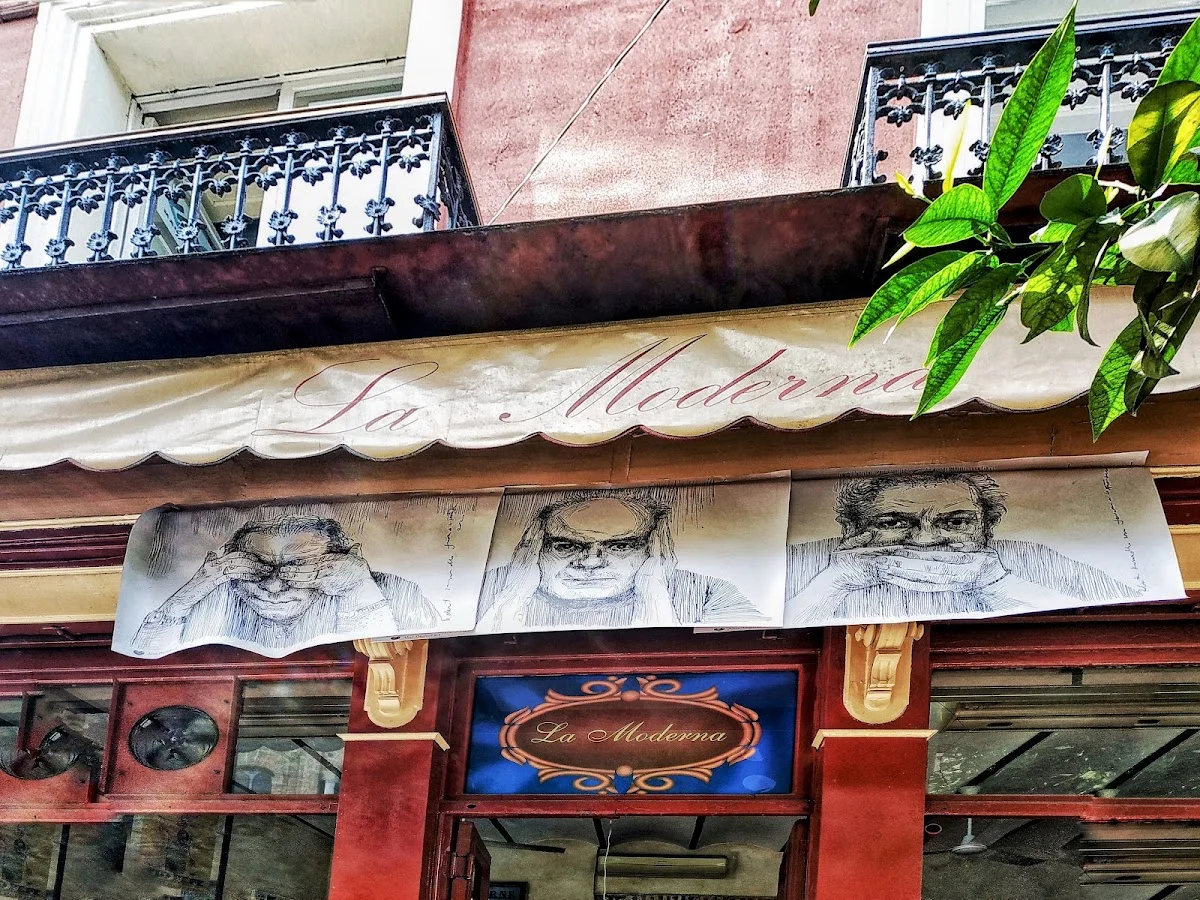 Bar La Moderna