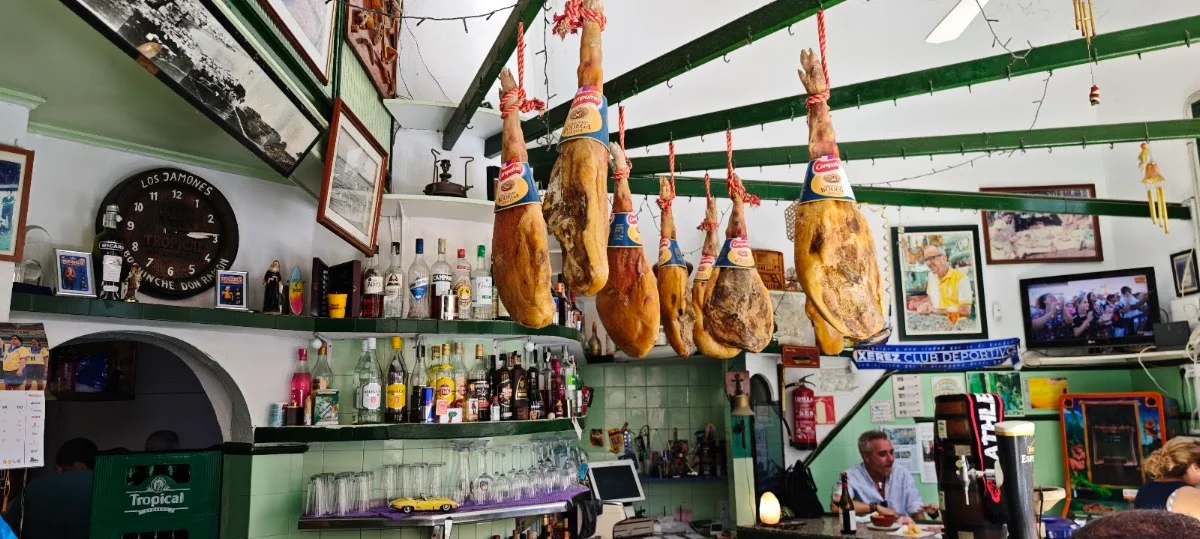 Bar Bochinche Los Jamones