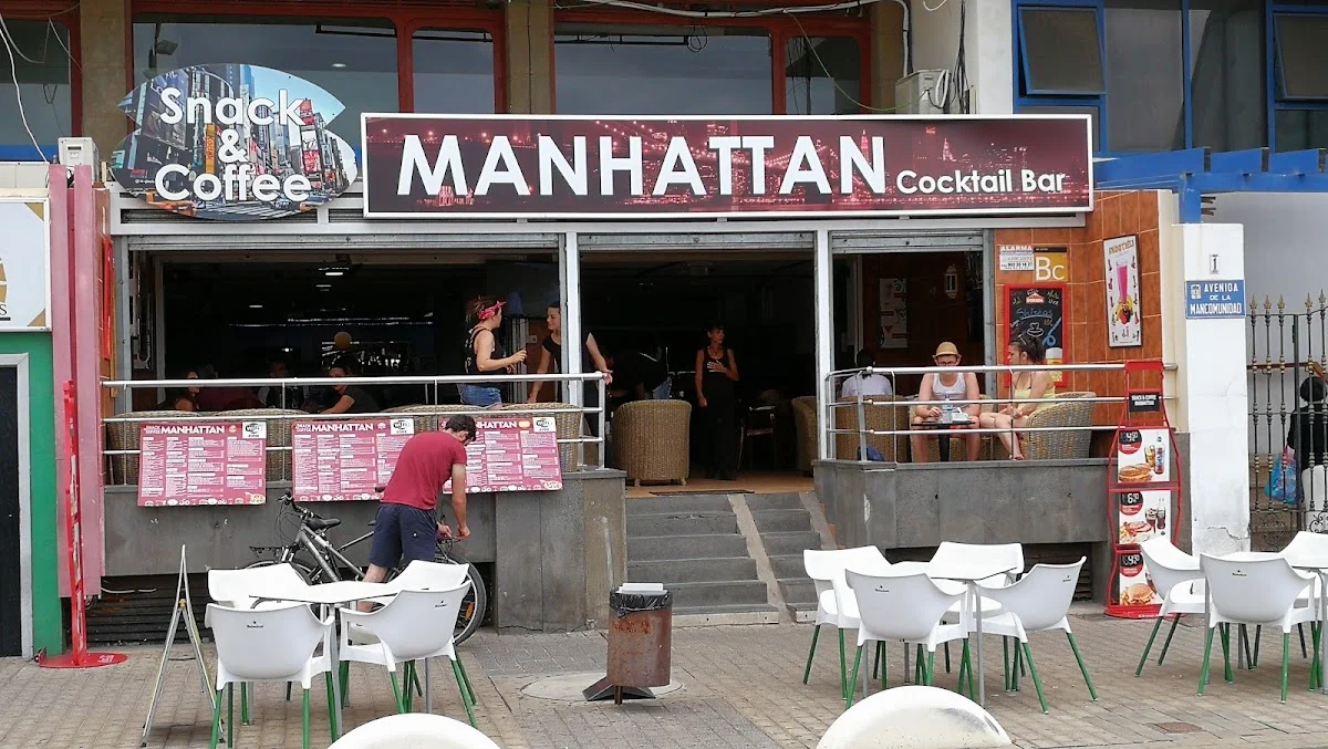 Manhattan Cocktail Bar - foto 1 de 5
